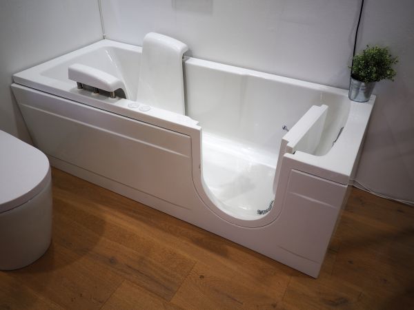 Cost of Walk In Tub Repair in Cape Coral