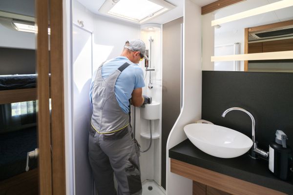 Cost of Shower Servicing in Cape Coral