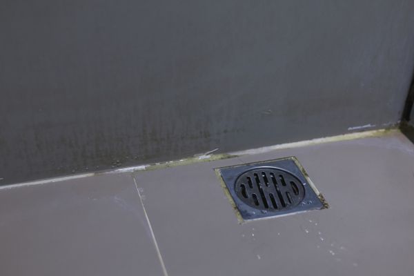 Cost of Bathroom Drain Installation in Cape Coral