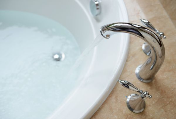 Cost of Tub Faucet Replacement in Cape Coral